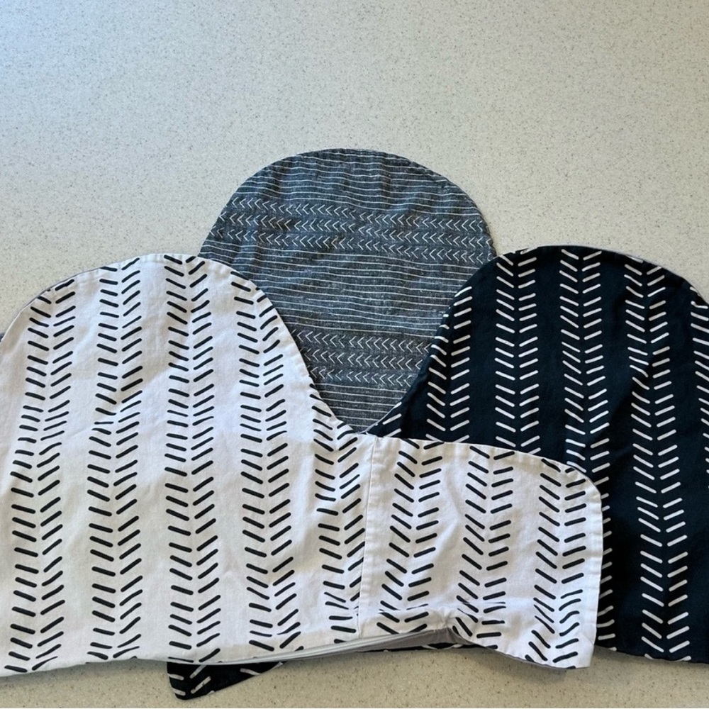 Stylish Kids' Patterned Beanies - Black, White, Gray